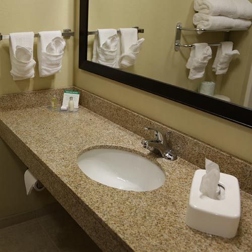 Cobblestone Hotel - Wayne Esterno foto